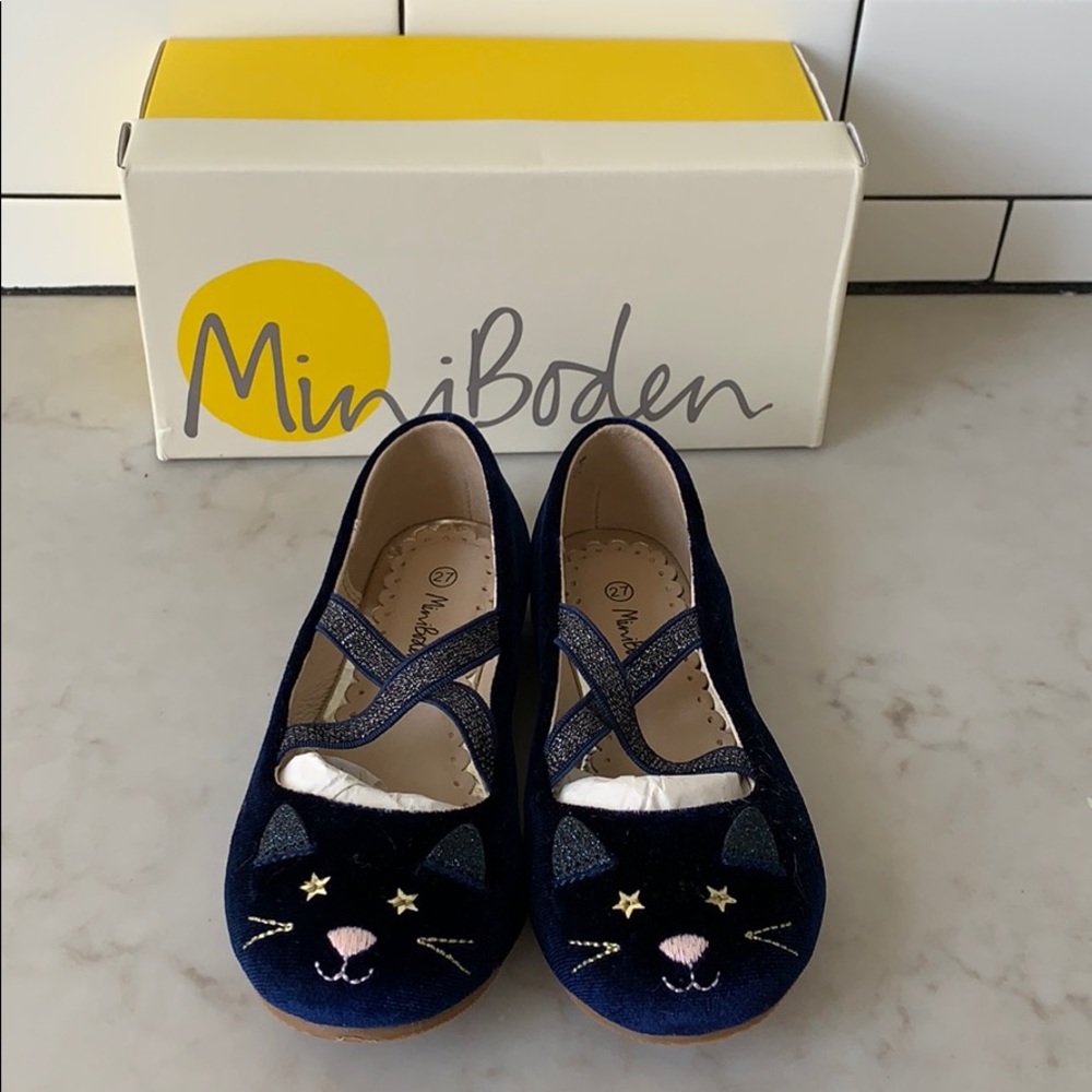New! Never worn Mini Boden Mary janes